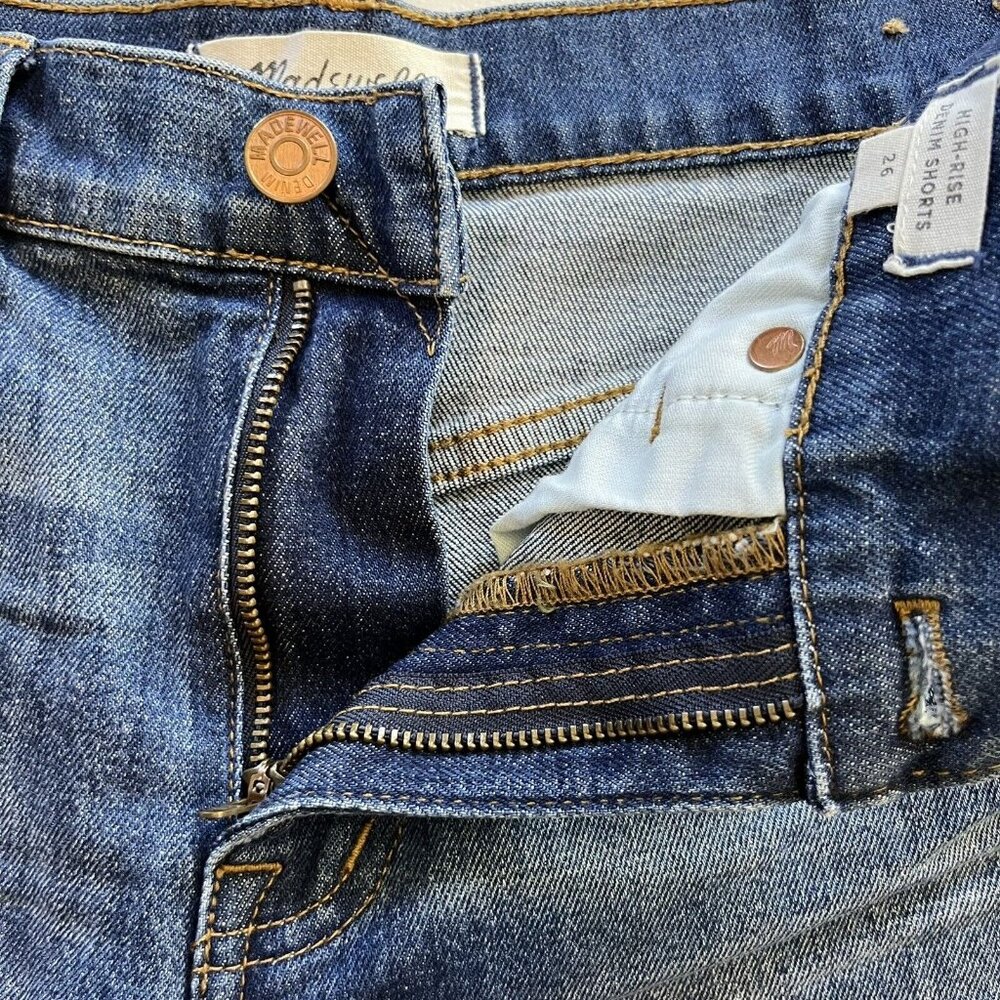 Madewell Denim Shorts High Rise Size 26 Blue Medium Wash Distressed Raw Hem - Picture 7 of 10